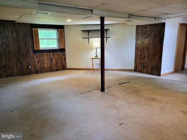 581 TOWNSHIP LINE RD, Franklinville, NJ 08322