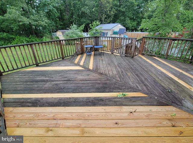 581 TOWNSHIP LINE RD, Franklinville, NJ 08322