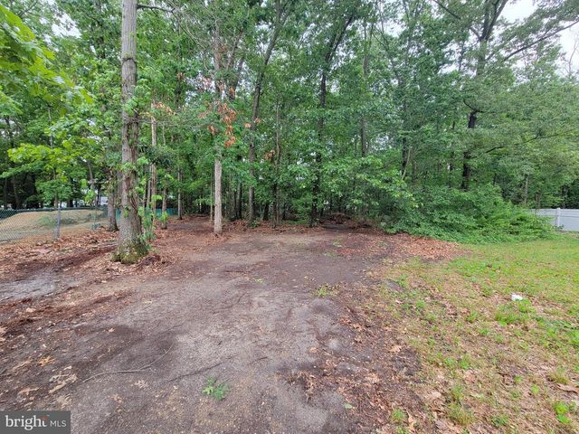 581 TOWNSHIP LINE RD, Franklinville, NJ 08322