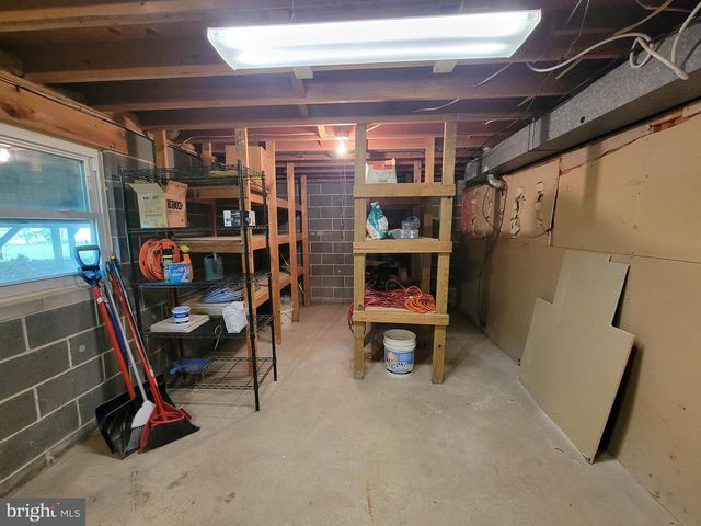 581 TOWNSHIP LINE RD, Franklinville, NJ 08322