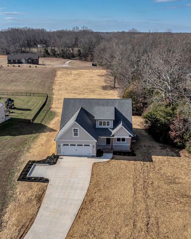 569 Shorty Few Rd, Dickson, TN 37055