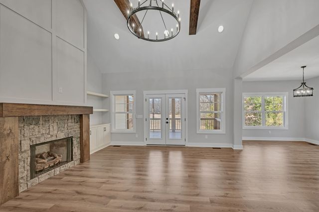 569 Shorty Few Rd, Dickson, TN 37055