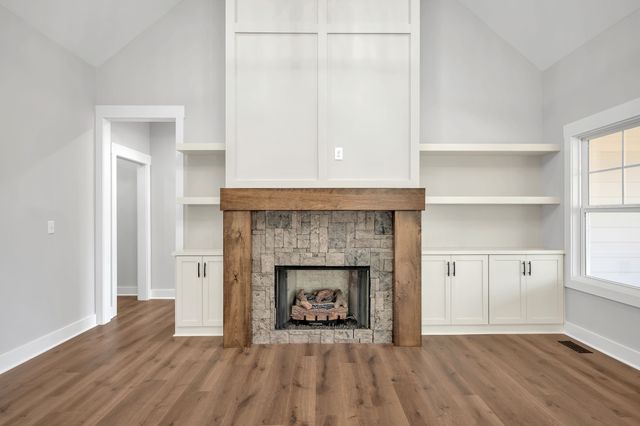 569 Shorty Few Rd, Dickson, TN 37055