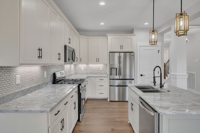 569 Shorty Few Rd, Dickson, TN 37055