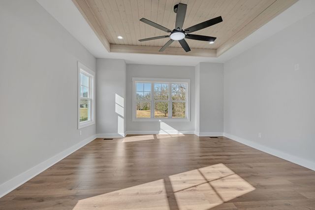 569 Shorty Few Rd, Dickson, TN 37055