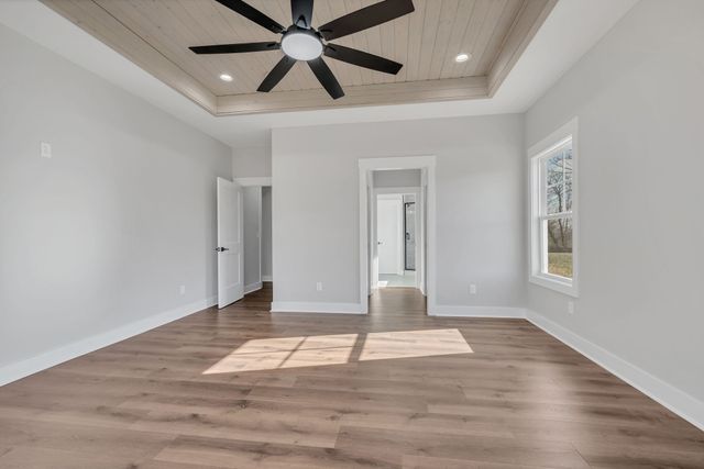 569 Shorty Few Rd, Dickson, TN 37055