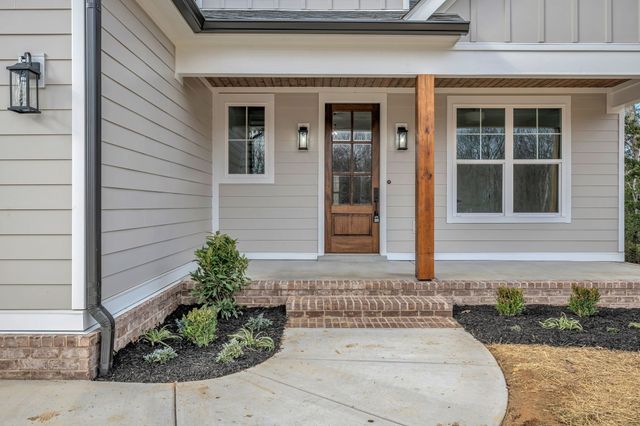 569 Shorty Few Rd, Dickson, TN 37055