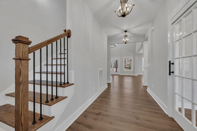 569 Shorty Few Rd, Dickson, TN 37055