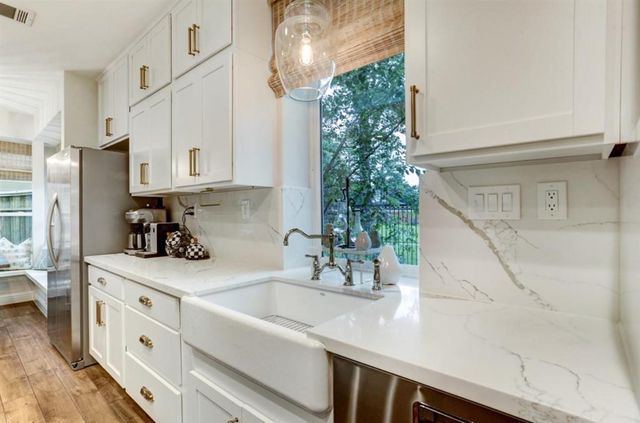 5523 Island Breeze Drive, Houston, TX 77041