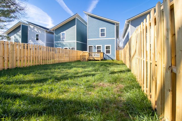 4024 University Ave A, Old Hickory, TN 37138