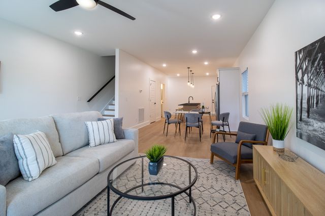 4024 University Ave A, Old Hickory, TN 37138