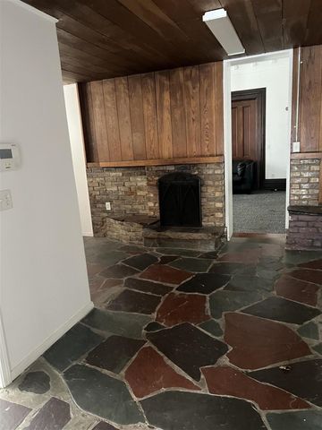 173 Capital Avenue, Battle Creek, MI 49017
