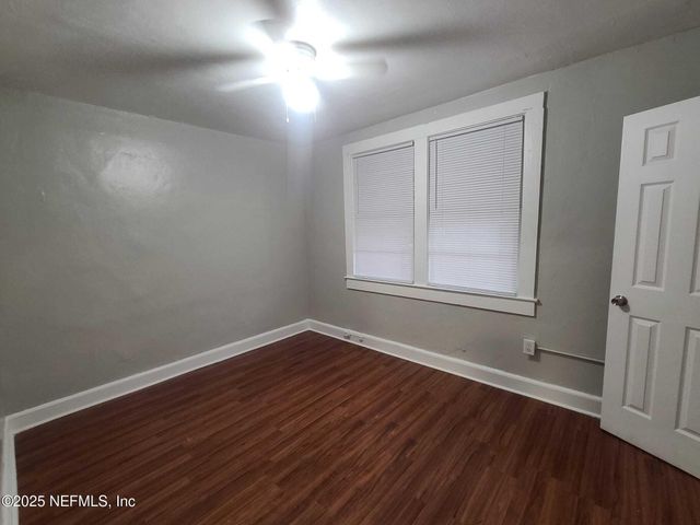 1645 W 17TH Street, Jacksonville, FL 32209