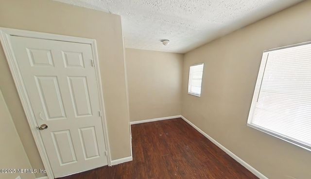 1645 W 17TH Street, Jacksonville, FL 32209