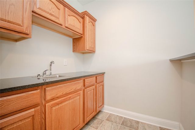 15038 Bryn Mawr Drive, Clive, IA 50325