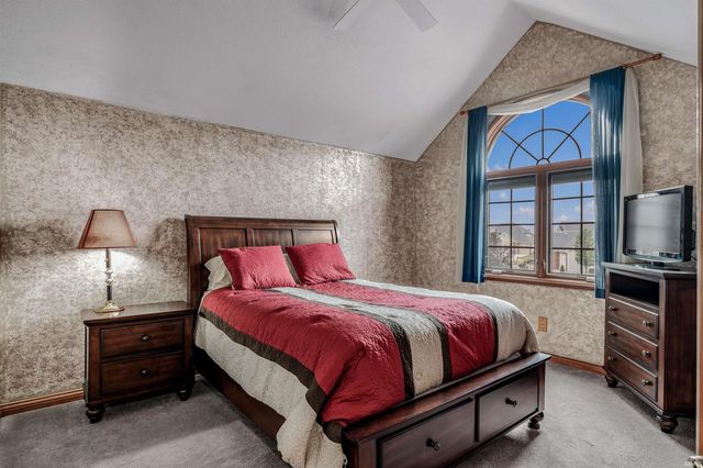 14313 Shore Oaks Cove, Fort Wayne, IN 46814