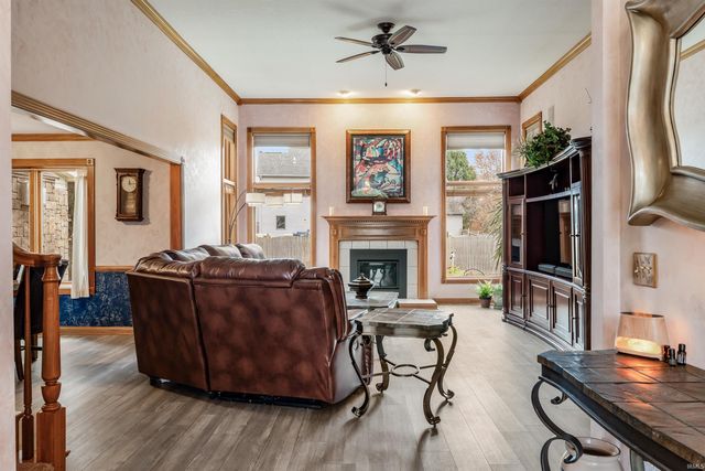 14313 Shore Oaks Cove, Fort Wayne, IN 46814