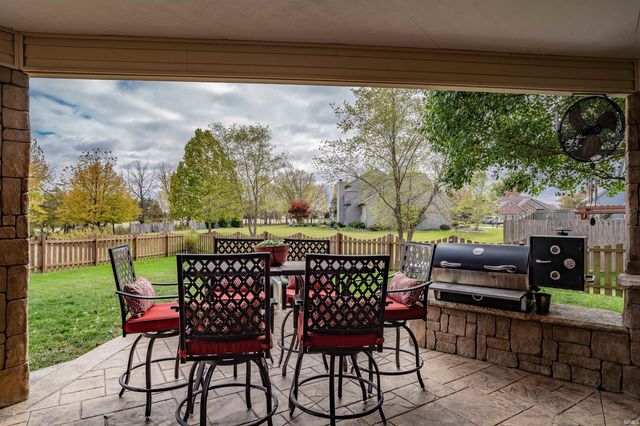 14313 Shore Oaks Cove, Fort Wayne, IN 46814