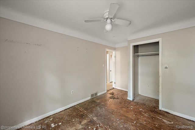 23786 Cushing Avenue, Eastpointe, MI 48021