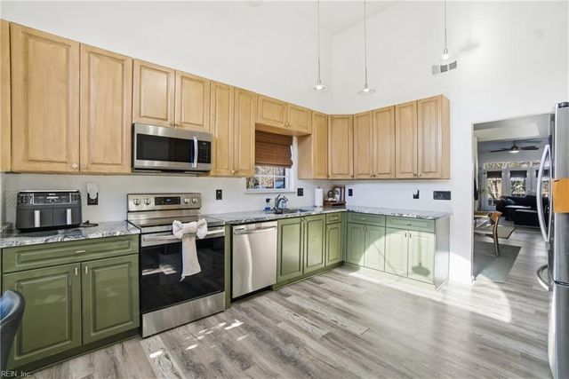 2400 Dillingham RD, Virginia Beach, VA 23456