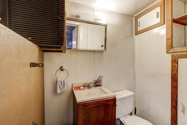 1744 YAKONA RD, Baltimore, MD 21234