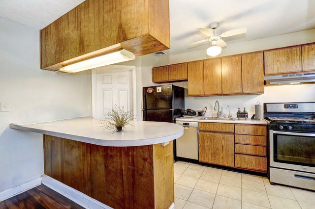 1744 YAKONA RD, Baltimore, MD 21234
