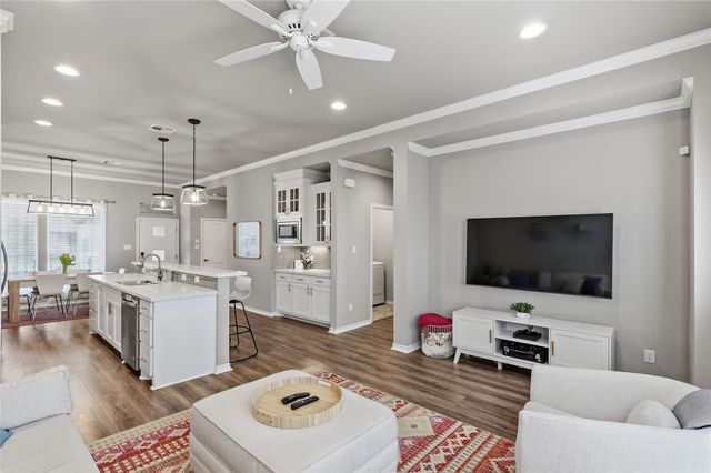 1762 Lonetree Drive, College Station, TX 77845