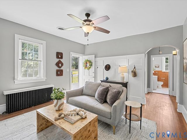 2416 Sherbourne Rd, North Chesterfield, VA 23237