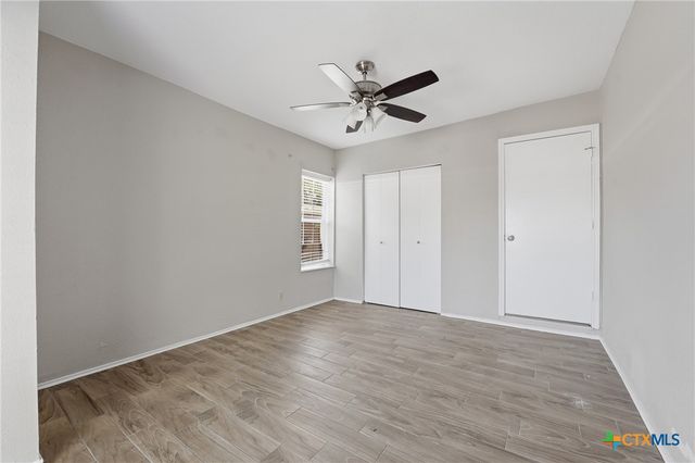 630 E Pine Street, Seguin, TX 78155