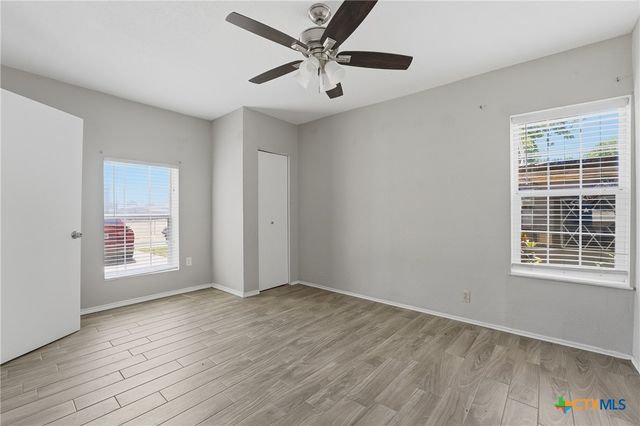 630 E Pine Street, Seguin, TX 78155