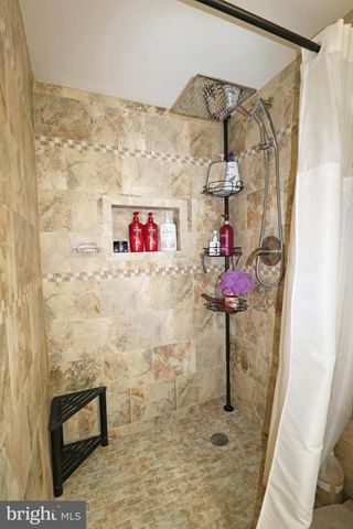 131 COMPASS DR, Claymont, DE 19703