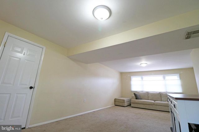 131 COMPASS DR, Claymont, DE 19703