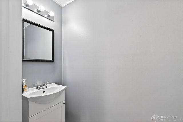 6120 Park Ridge Drive, Centerville, OH 45459