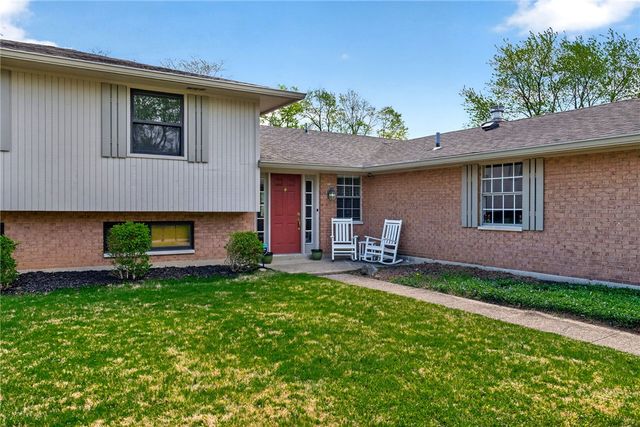 6120 Park Ridge Drive, Centerville, OH 45459