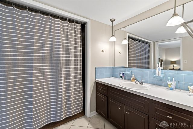 6120 Park Ridge Drive, Centerville, OH 45459