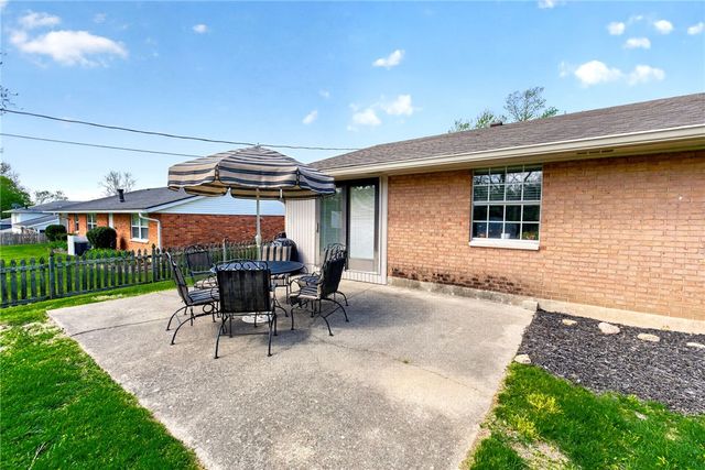 6120 Park Ridge Drive, Centerville, OH 45459