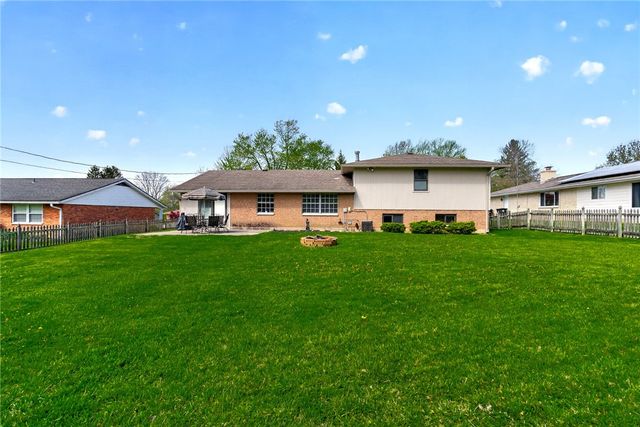 6120 Park Ridge Drive, Centerville, OH 45459