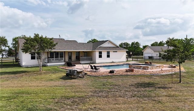 5849 Grand Lake Circ, Robstown, TX 78380