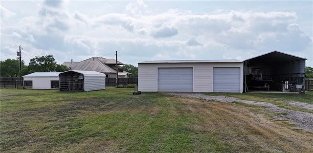 5849 Grand Lake Circ, Robstown, TX 78380