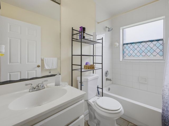 17770 93rd Road N, The Acreage, FL 33470