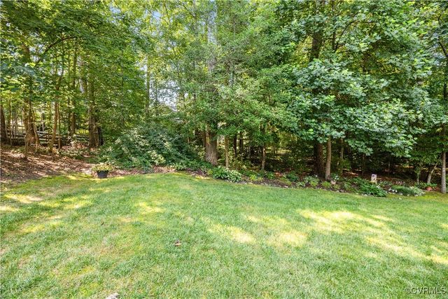 8811 S Boones Trail Rd, North Chesterfield, VA 23236