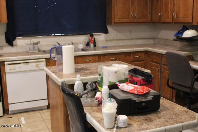 1127 S Cedar Drive, Apache Junction, AZ 85120