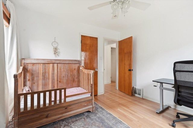 6122 W Idaho STREET, Milwaukee, WI 53219