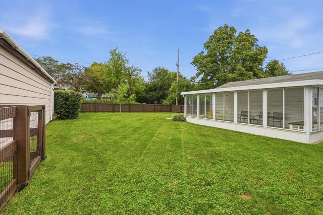 6122 W Idaho STREET, Milwaukee, WI 53219
