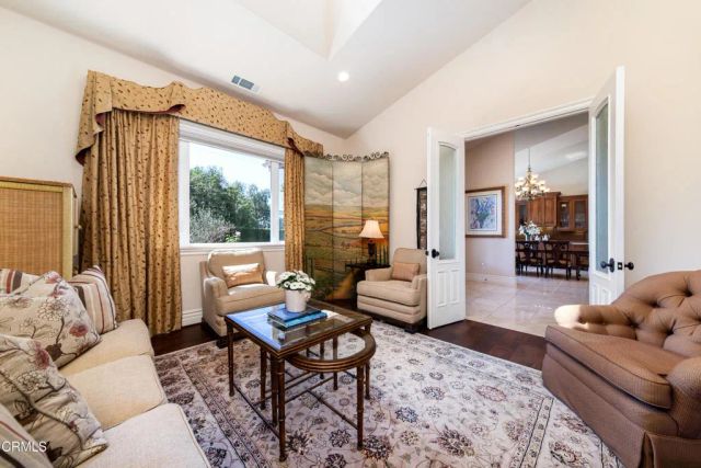208 Valley Vista Dr, Camarillo, CA 93010