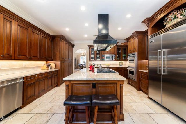 208 Valley Vista Dr, Camarillo, CA 93010