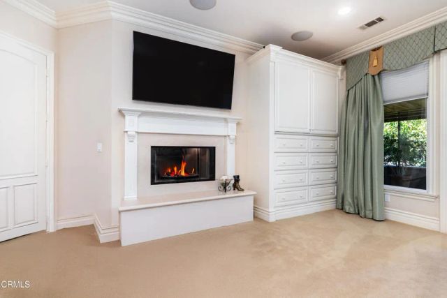 208 Valley Vista Dr, Camarillo, CA 93010