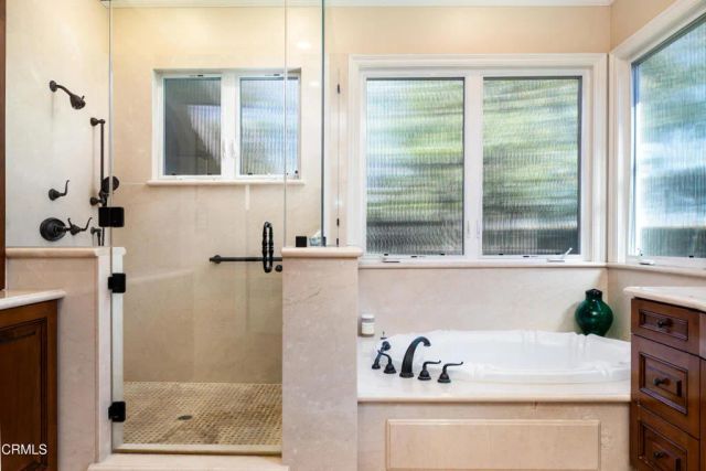 208 Valley Vista Dr, Camarillo, CA 93010