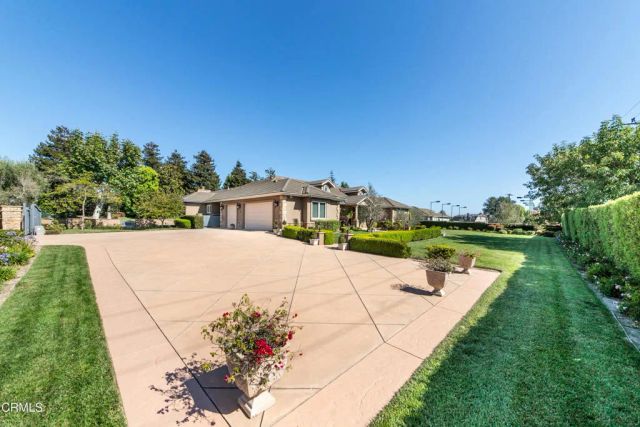208 Valley Vista Dr, Camarillo, CA 93010