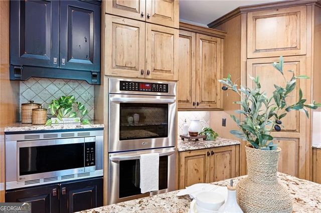 1215 Winborn Terrace NW, Kennesaw, GA 30152